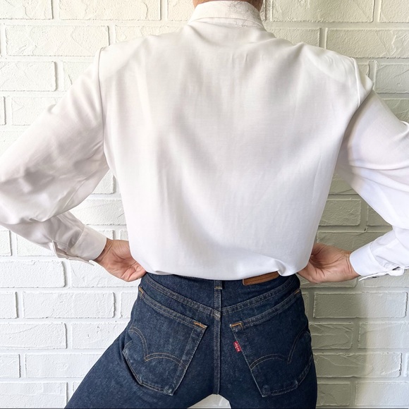Vintage white button up embroidered long sleeve blouse shoulder pads S - Picture 3 of 16
